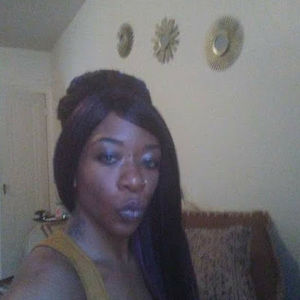 Meet your Posher, Nina